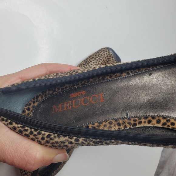 Sesto Meucci || Leopard Print Kitten Heels 6.5 - Picture 2 of 6